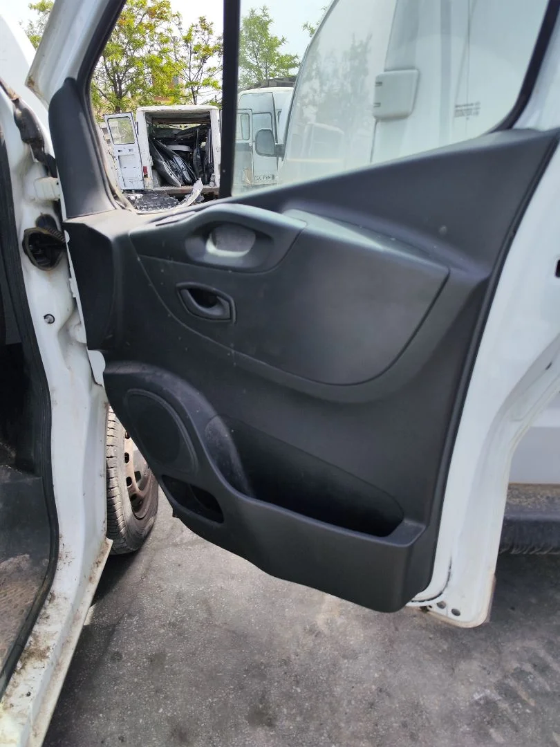 Foto de GUARNECIDO PUERTA DELANTERA DERECHA FIAT TALENTO FURGÓN (296) 2.0 Turbodiesel Ecojet (119 CV / 88 KW) referencia 6000620004