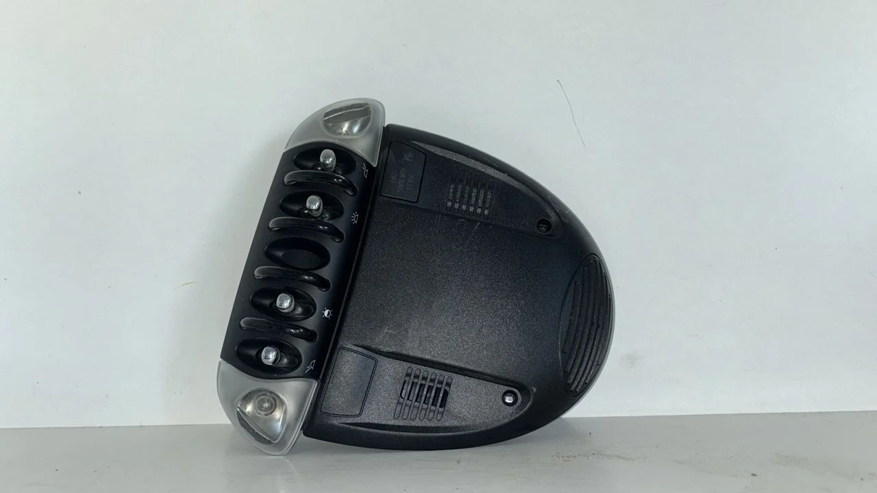 Foto de LUZ INTERIOR MINI MINI (R56) 1.6 16V (98 CV / 72 KW)