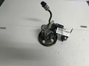 Foto de BOMBA DIRECCION BMW SERIE 3 BERLINA (E46) referencia 92128