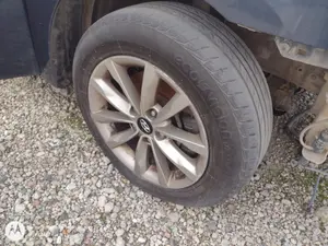 Foto de BRAZO SUSPENSION DELANTERO DERECHO HYUNDAI I40 (VF) 1.7 CRDi CAT (136 CV / 100 KW) referencia 8V512042BG