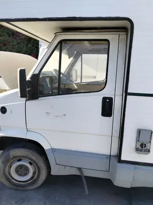 Foto de PUERTA DELANTERA IZQUIERDA FIAT DUCATO I BUS foto 2