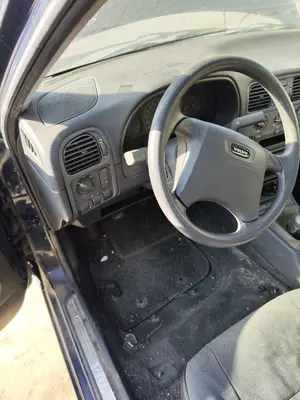 Foto de SALPICADERO VOLVO S40 BERLINA 1.6 CAT (109 CV / 80 KW) referencia 30897212 foto 3