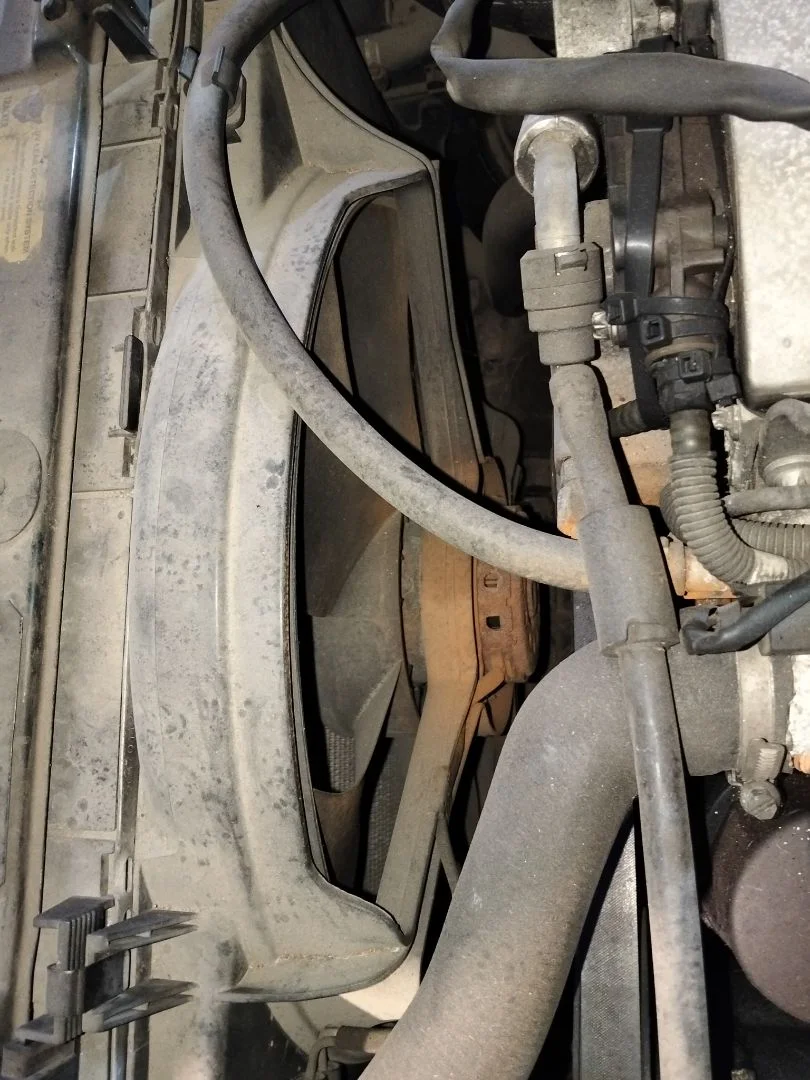 Foto de ELECTROVENTILADOR MERCEDES-BENZ CLASE E (BM 210) BERLINA