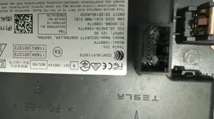 Foto de MODULO ELECTRONICO TESLA MODEL 3 eléctrico 258 kW (cont. 153 kW) (350 CV / 258 KW) referencia 1100241-00-G foto 2