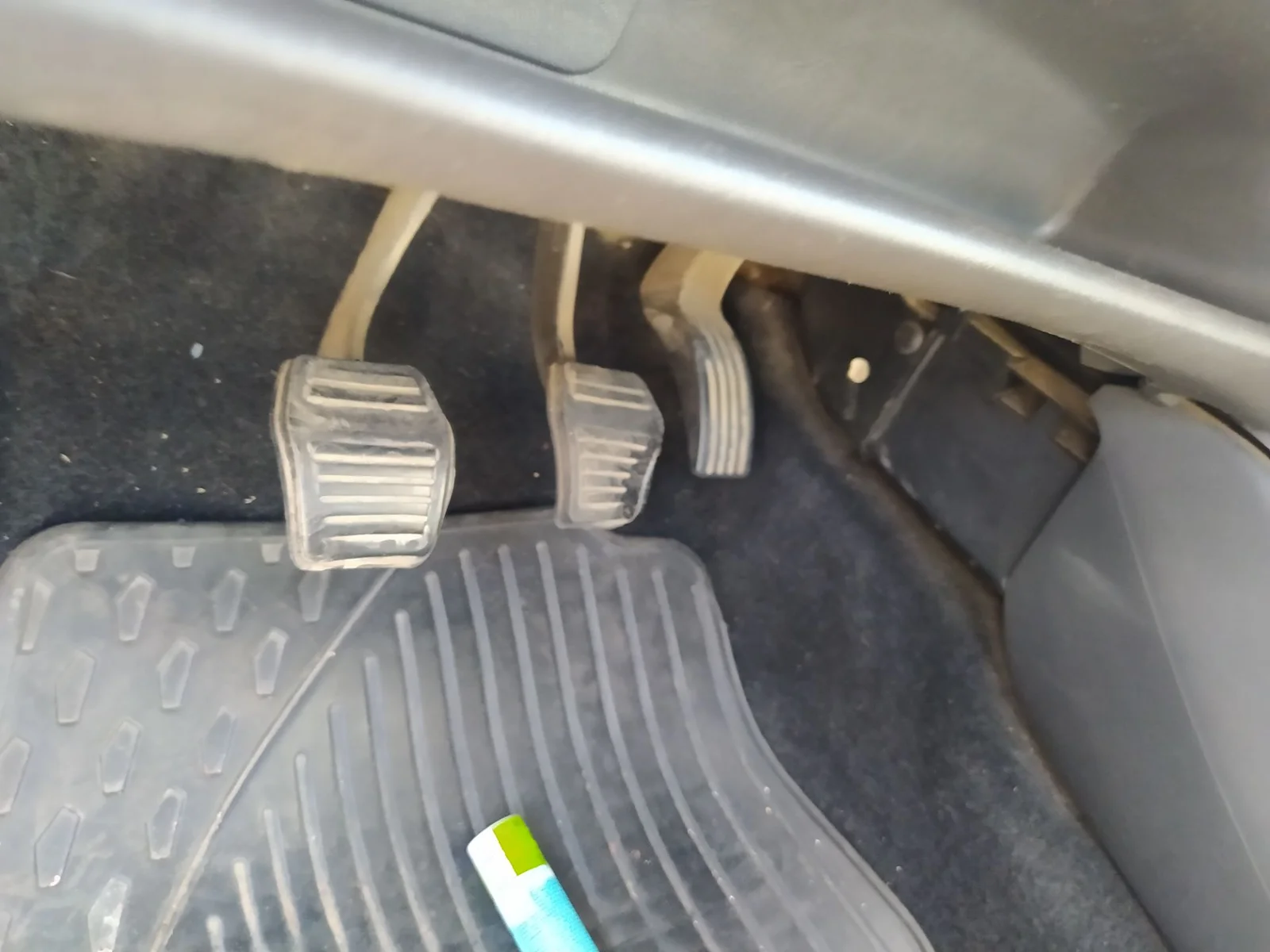 Foto de PEDAL FRENO FORD FOCUS BERLINA (CAK) 1.8 TDCi CAT (101 CV / 74 KW)