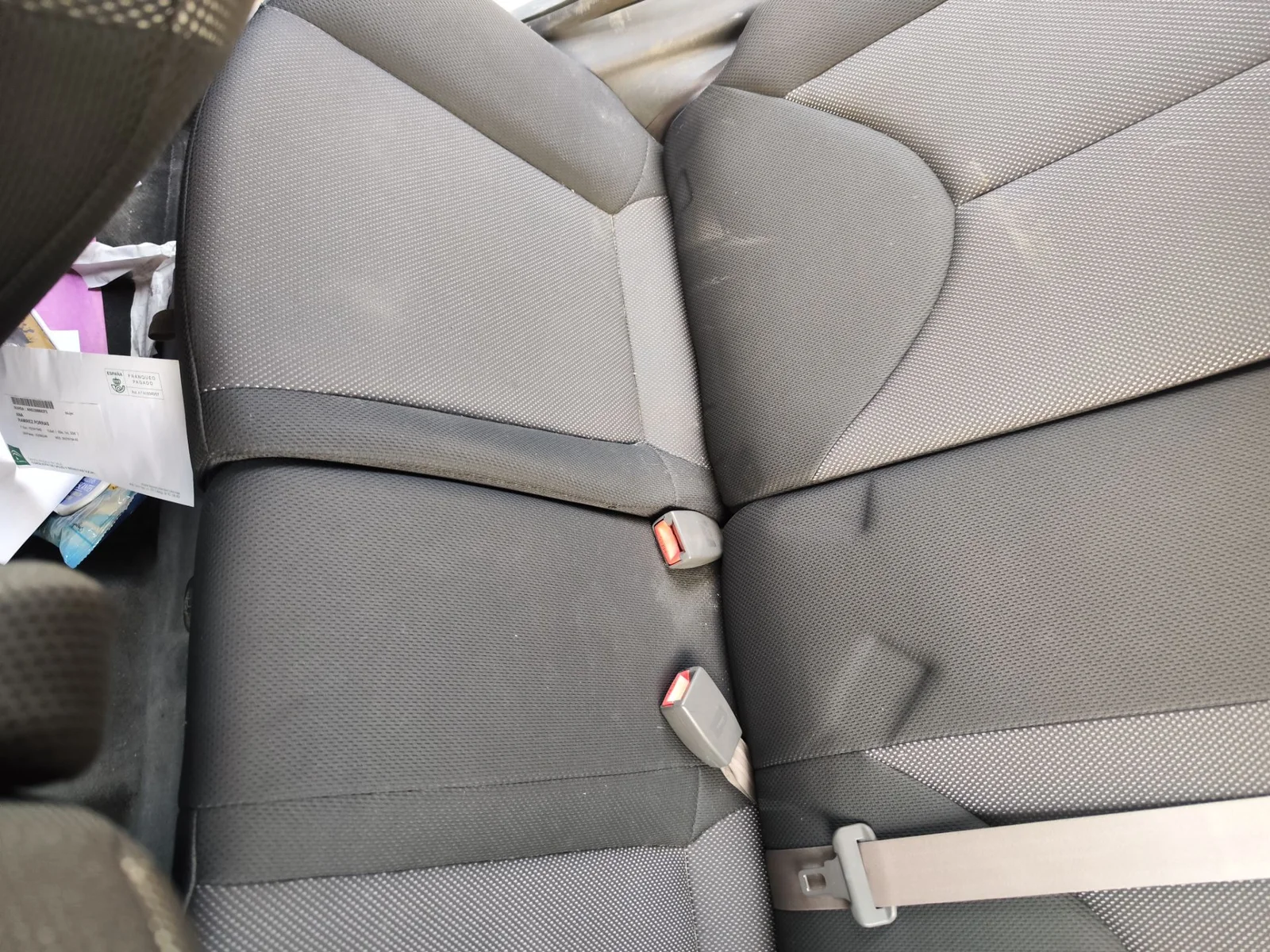 Foto de ENGANCHE CINTURON TRASERO CENTRAL KIA RIO (JB) 1.5 CRDi (110 CV / 81 KW)