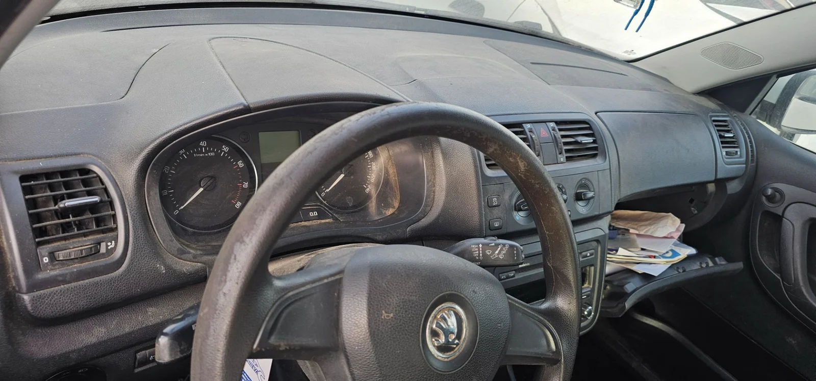 Foto de AIRBAG DELANTERO DERECHO SKODA FABIA (5J2) 1.2 (60 CV / 44 KW) referencia 5J1880202E 47H