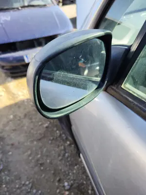 Foto de RETROVISOR IZQUIERDO CITROEN C3 1.4 (73 CV / 54 KW) foto 3