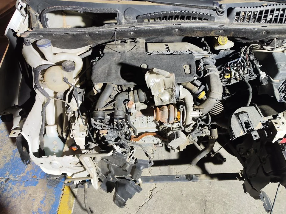 Foto de MOTOR COMPLETO CITROEN C3 PICASSO 1.6 HDi FAP (92 CV / 68 KW)