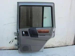 Foto de PUERTA TRASERA DERECHA CHRYSLER JEEP GR.CHEROKEE (ZJ)/(Z) 5.2 V8 CAT (211 CV / 155 KW) foto 3