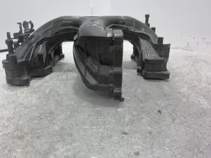 Foto de COLECTOR ADMISION PORSCHE CAYENNE (TIPO 92A) referencia 059129711CF foto 4