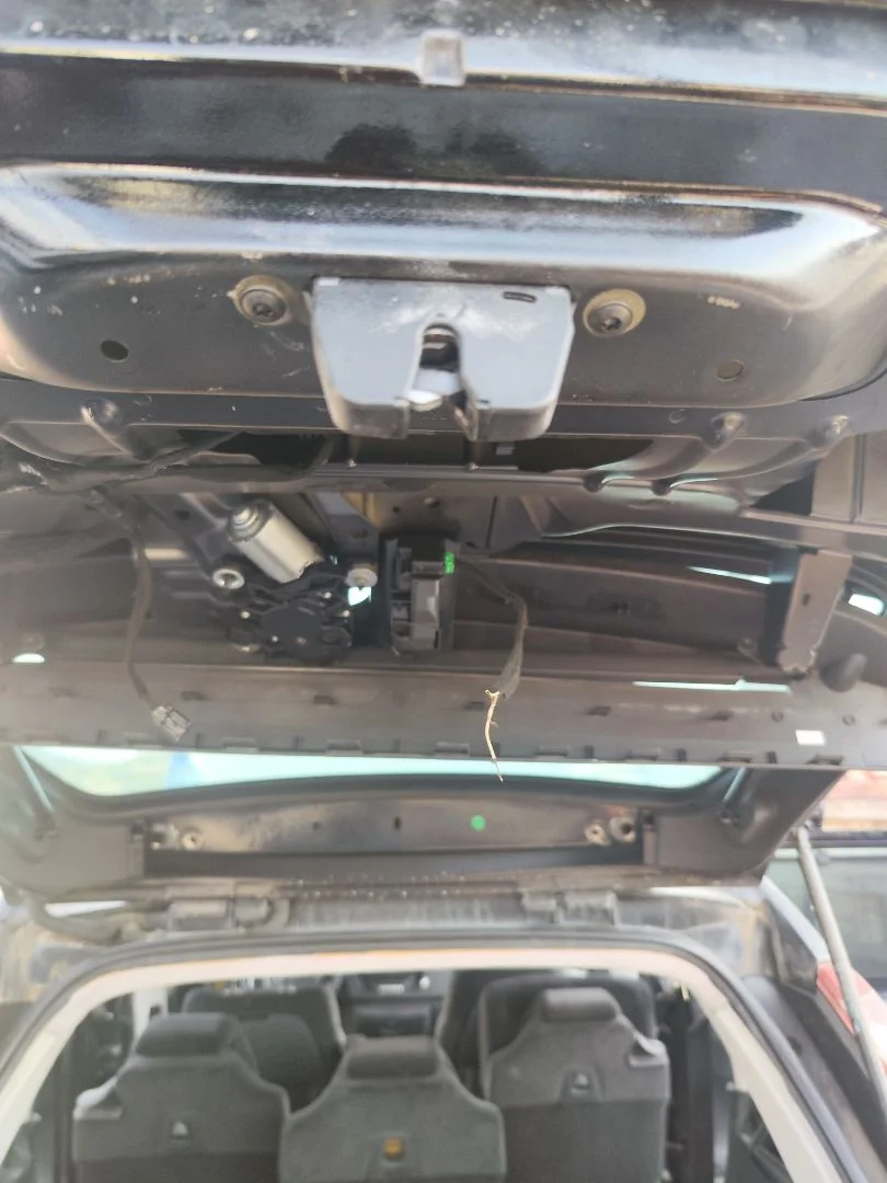 Foto de CERRADURA MALETERO / PORTON CITROEN GRAND C4 PICASSO 1.6 16V HDi FAP (109 CV / 80 KW) referencia 8719G5