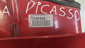Foto de PILOTO TRASERO IZQUIERDO CITROEN XSARA PICASSO referencia 89398405 foto 4