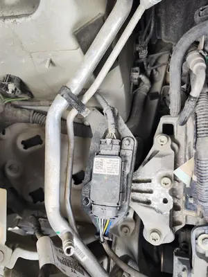 Foto de TUBOS AIRE ACONDICIONADO FIAT SCUDO (506) FURGON 1.5 (100 CV / 75 KW)