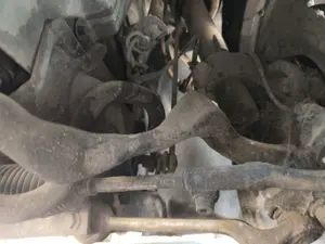 Foto de BIELETA ESTABILIZADORA DELANTERA IZQUIERDA BMW SERIE 1 BERLINA (E81/E87) 2.0 16V Diesel CAT (122 CV / 90 KW) referencia 31356765933