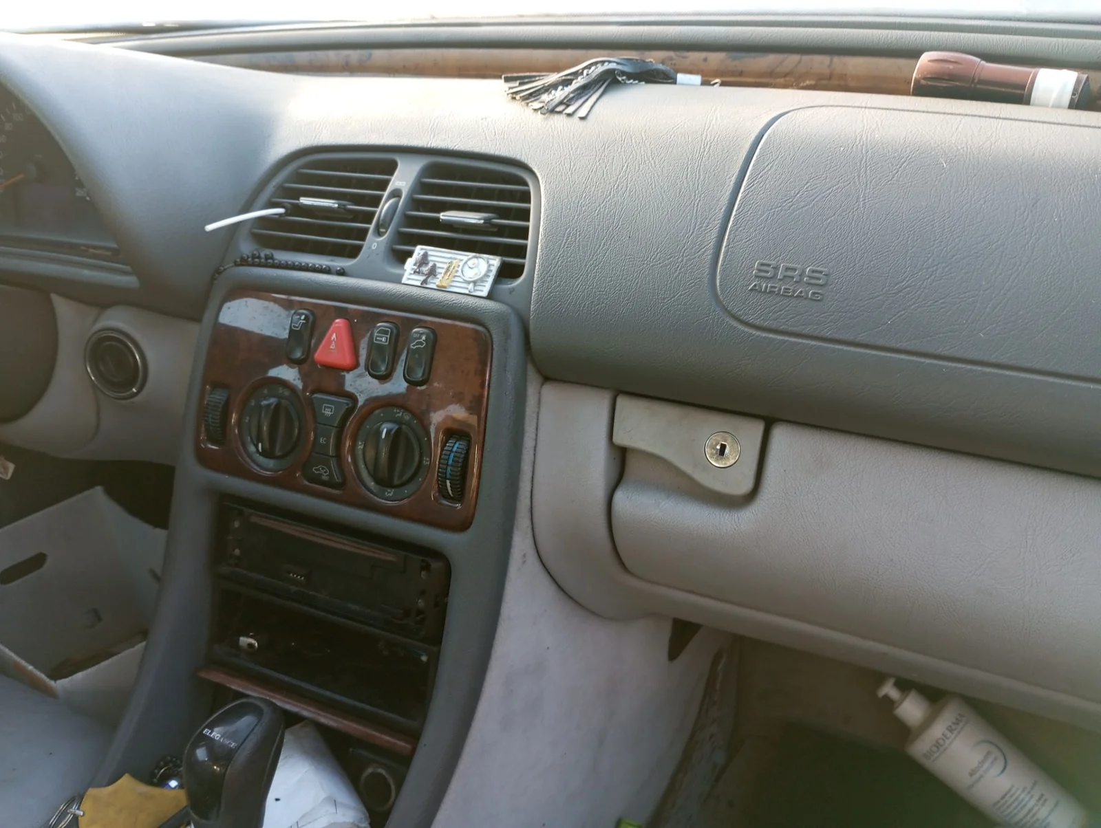 Foto de CENTRALITA AIRBAG MERCEDES-BENZ CLK (BM 208) COUPE 2.0 Compresor CAT (163 CV / 120 KW)