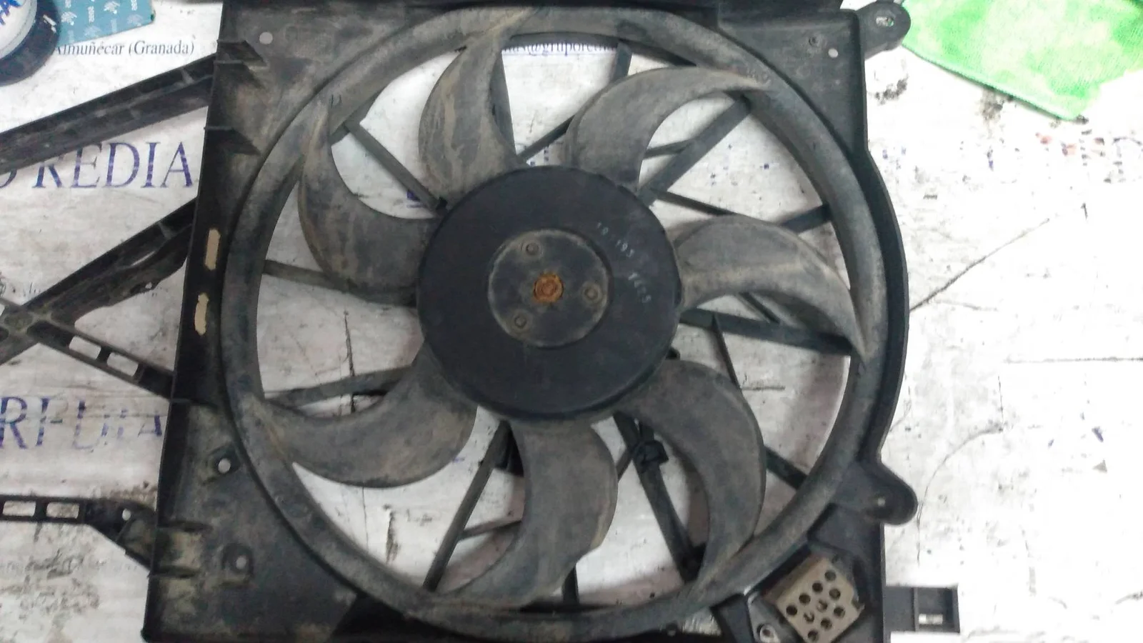 Foto de ELECTROVENTILADOR OPEL ASTRA G BERLINA referencia 0130303245