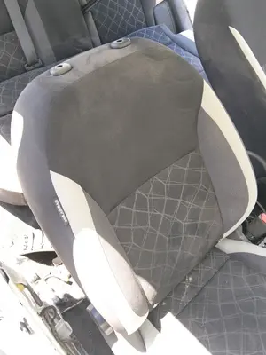 Foto de ASIENTO DELANTERO DERECHO NISSAN MICRA (K14) 1.0 12V CAT (71 CV / 52 KW) foto 2