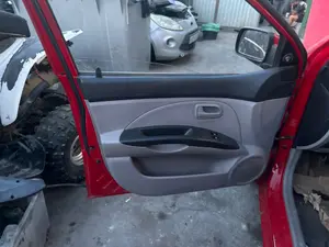 Foto de GUARNECIDO PUERTA DELANTERA IZQUIERDA KIA PICANTO (SA) 1.1 CAT (65 CV / 48 KW) referencia 8230107010NL