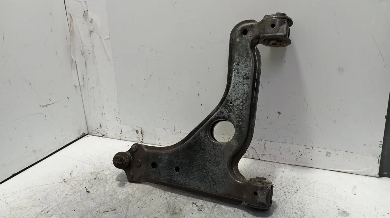 Foto de BRAZO SUSPENSION DELANTERO DERECHO OPEL ASTRA H BERLINA referencia 22448406