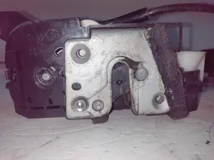 Foto de CERRADURA PUERTA DELANTERA IZQUIERDA RENAULT CLIO IV referencia 805011929R foto 3