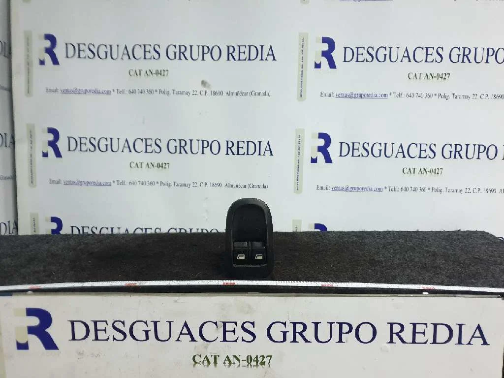 Foto de MANDO ELEVALUNAS DELANTERO IZQUIERDO PEUGEOT 306 3/5 PT. / 4 PT. (S2) referencia 11658
