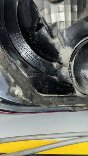 Foto de PILOTO TRASERO DERECHO NISSAN ALMERA (N16/E) referencia 237786 foto 3
