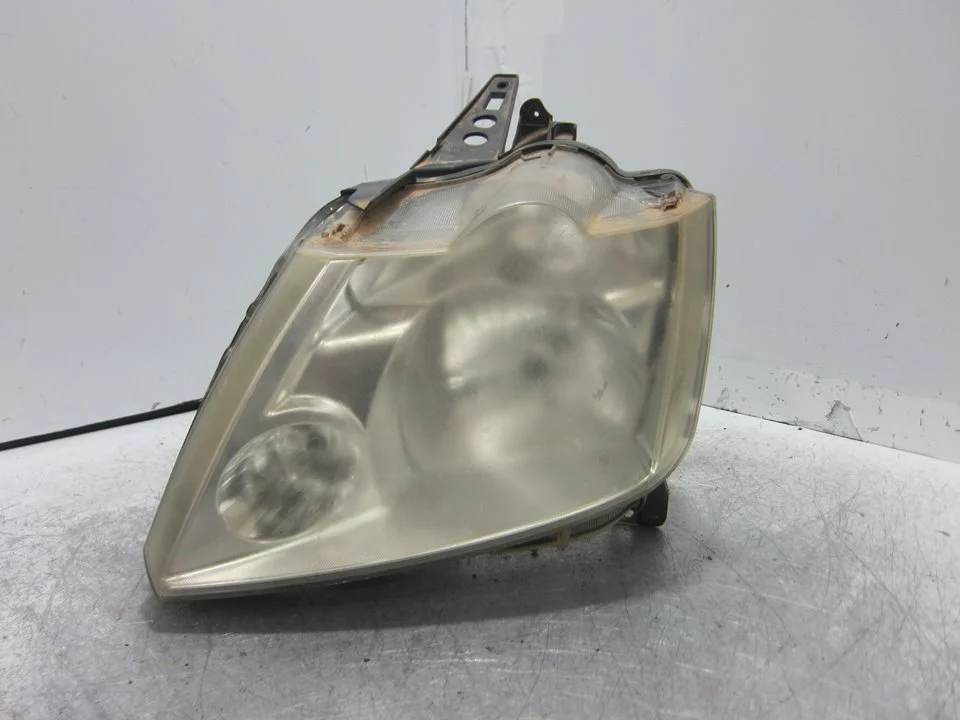 Foto de FARO IZQUIERDO RENAULT MODUS I 1.4 16V (98 CV / 72 KW) referencia 8200301829