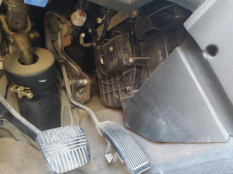 Foto de PEDAL ACELERADOR NISSAN X-TRAIL (T30) 2.2 16V Turbodiesel CAT (114 CV / 84 KW) referencia 18002AU610