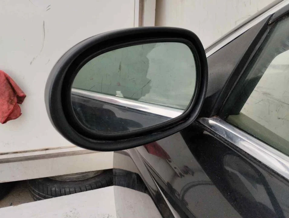 Foto de RETROVISOR IZQUIERDO JAGUAR S-TYPE (03.1999) 3.0 V6 24V CAT (238 CV / 175 KW) referencia 015712