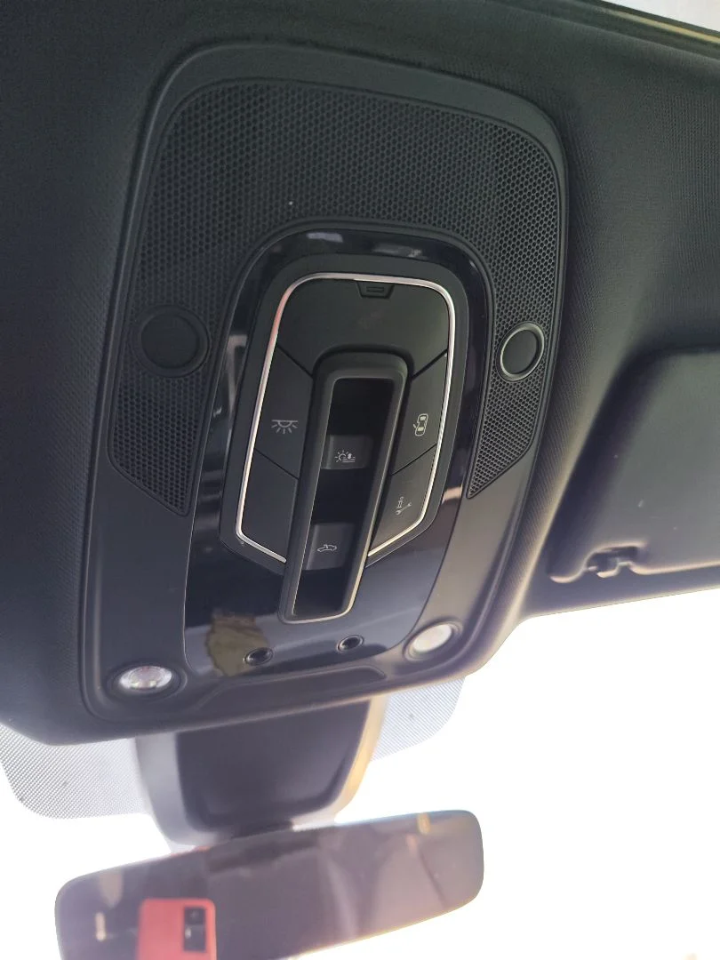 Foto de LUZ INTERIOR AUDI Q5 FYG Híbrido 220 kW (2.0 Ltr. - 195 kW TFSI) (299 CV / 220 KW) referencia 80A947135B