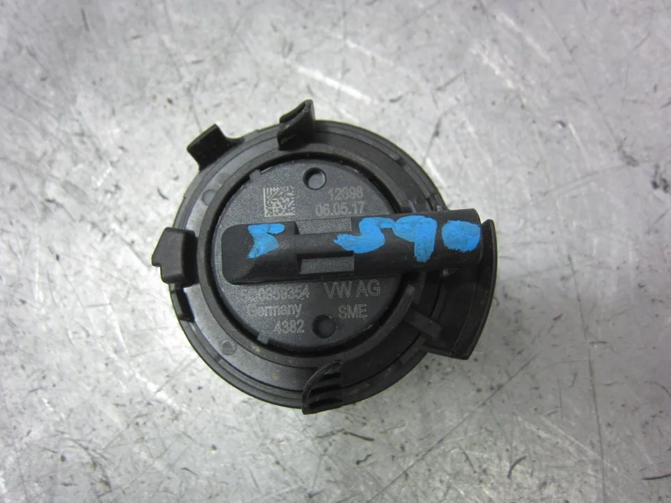 Foto de SENSOR VOLKSWAGEN TIGUAN (AD1) 2.0 TDI DPF (239 CV / 176 KW) referencia 5Q0959354