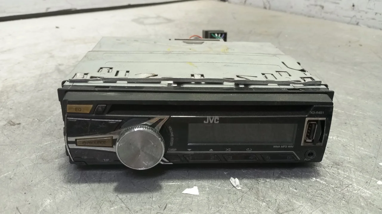 Foto de SISTEMA AUDIO / RADIO CD SIN MARCA SIN MODELO referencia JVC KD-R451