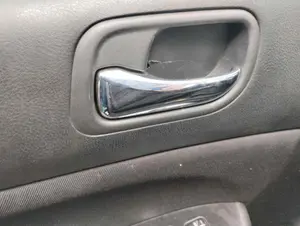 Foto de MANETA INTERIOR DELANTERA IZQUIERDA HONDA ACCORD BERLINA (CL/CN) 2.0 VTEC CAT (155 CV / 114 KW)