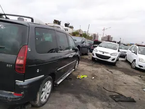 Foto de LUNA TRASERA DERECHA PEUGEOT 807 2.2 HDi FAP CAT (4HW) (128 CV / 94 KW) referencia 8569Z8