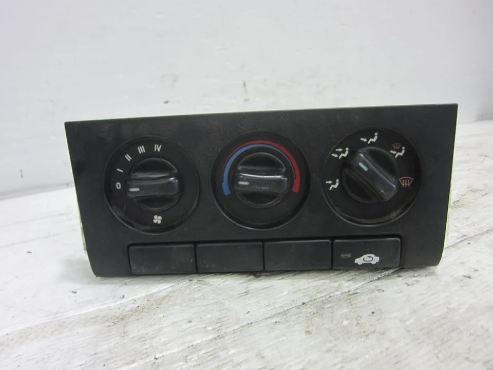 Foto de MANDO CALEFACCION / AIRE ACONDICIONADO MG ROVER ROVER 45 (T/RT) 1.4 16V CAT (103 CV / 76 KW)