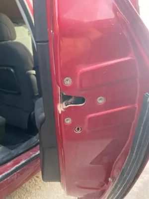 Foto de CERRADURA PUERTA TRASERA DERECHA PEUGEOT 307 BREAK / SW (S1)(04.2002) 2.0 16V HDi FAP CAT (RHR / DW10BTED4) (136 CV / 100 KW) referencia 9137A0