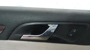 Foto de MANETA INTERIOR DELANTERA IZQUIERDA SKODA SUPERB (3T4) 2.0 TDI DPF (170 CV / 125 KW) referencia 3T0837247