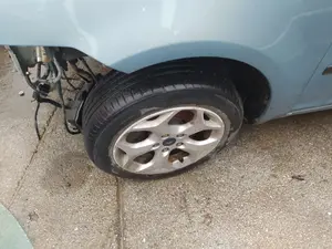 Foto de BRAZO SUSPENSION DELANTERO IZQUIERDO FORD C-MAX (CB3)(2007) 1.8 TDCi Turbodiesel CAT (116 CV / 85 KW)