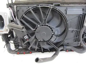 Foto de NO IDENTIFICADO FORD FOCUS SPORTBREAK (CB8) 1.6 TDCi CAT (95 CV / 70 KW) foto 2