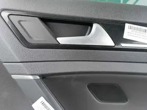 Foto de MANETA INTERIOR TRASERA DERECHA VOLKSWAGEN GOLF VII (5G1/BE1) 2.0 TDI (184 CV / 135 KW)