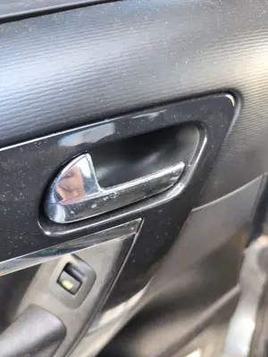 Foto de MANETA INTERIOR TRASERA IZQUIERDA CITROEN GRAND C4 PICASSO 1.6 16V HDi FAP (109 CV / 80 KW)