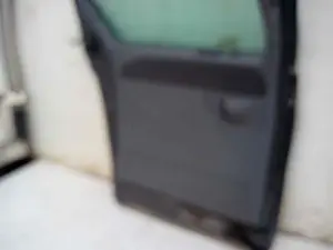 Foto de GUARNECIDO PUERTA TRASERA IZQUIERDA CHRYSLER VOYAGER (RG) 2.8 CRD CAT (150 CV / 110 KW) foto 2
