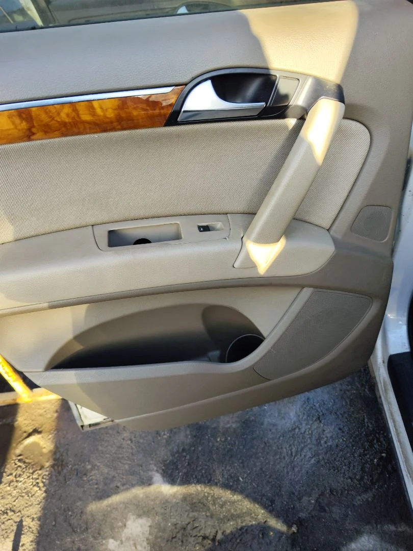 Foto de ELEVALUNAS TRASERO IZQUIERDO AUDI Q7 (4L) 3.0 V6 24V TDI (233 CV / 171 KW)