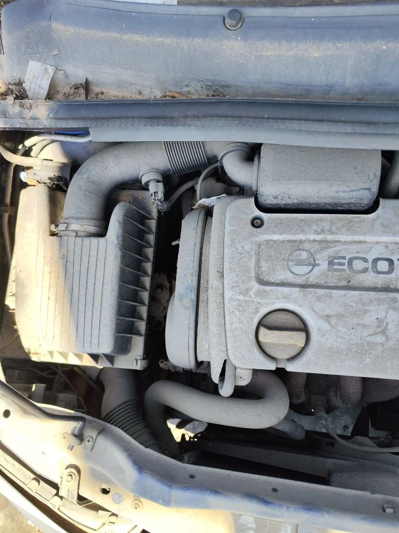 Foto de MOTOR COMPLETO OPEL ZAFIRA A 1.6 16V (101 CV / 74 KW) referencia Z16XE