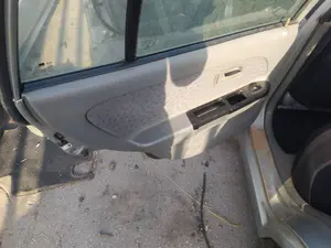 Foto de CERRADURA PUERTA TRASERA IZQUIERDA KIA RIO (BC) 1.3 CAT (75 CV / 55 KW) referencia 81425FD000