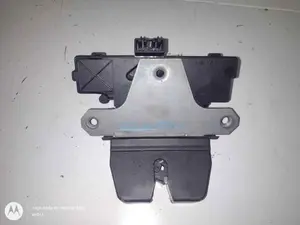 Foto de CERRADURA MALETERO / PORTON FORD FOCUS BERLINA (CAP) 1.6 16V CAT (101 CV / 74 KW) referencia 3M51R442A66 foto 2