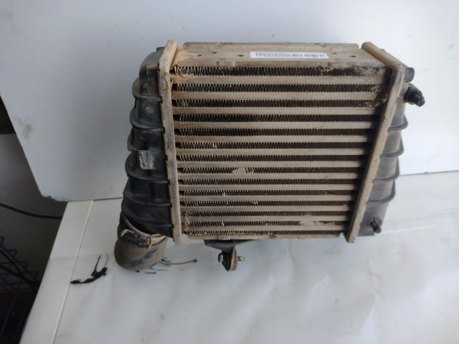 Foto de INTERCOOLER SEAT IBIZA (6L1) referencia 6Q0145804A
