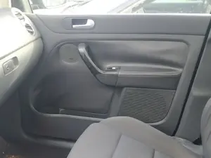 Foto de GUARNECIDO PUERTA DELANTERA DERECHA VOLKSWAGEN GOLF PLUS V (5M1) 1.9 TDI (105 CV / 77 KW)
