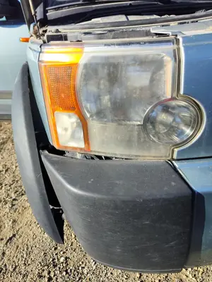 Foto de FARO DERECHO LAND ROVER DISCOVERY 2.7 Td V6 CAT (190 CV / 140 KW) referencia XBC500242 foto 3